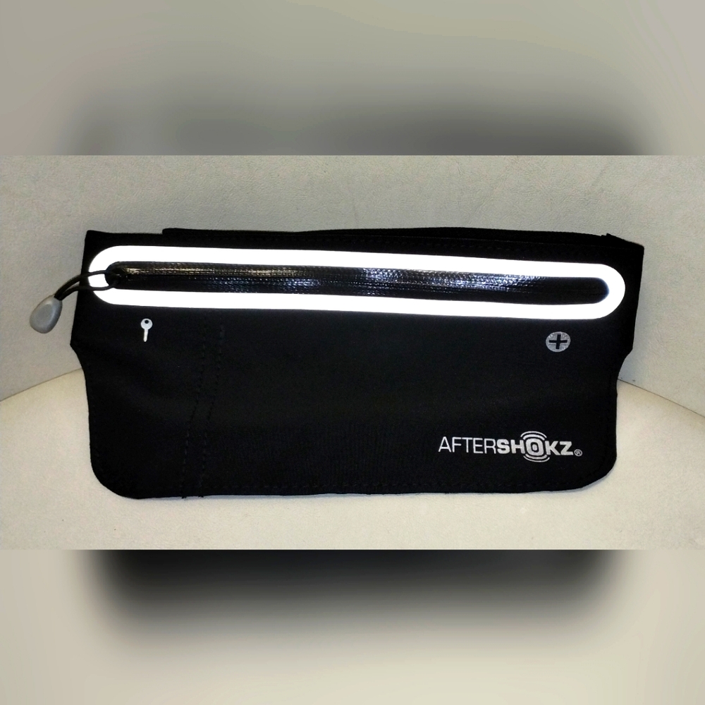 Aftershokz Sport Belt Adjustable Belt Zipper Closure Reflective Night Visibility